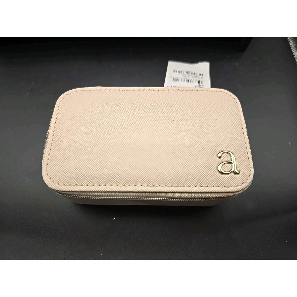 Nordstrom Beige Faux‎ Leather Travel Jewelry Case Zip-Around Lined Cream Gold A